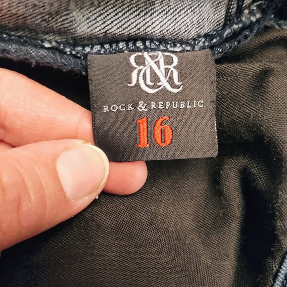 Rock & Republic Straight Leg Jeans, Size 16, Used - Picture 8 of 8